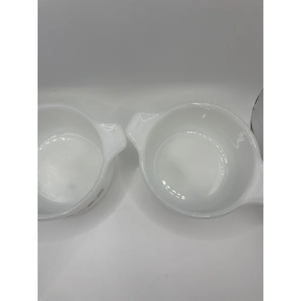 Set of 2‎ Vintage Dynaware Pyr-o-rex Brown  and White Flower Ramekins, Soup Dish